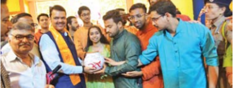 उपमुख्यमंत्री फडणवीस यांच्याकडून नागपुरात ‘अमृतकलश’ यात्रेचे स्वागत