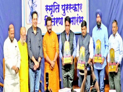 आदर्श देश घडवताना मतभेद आणि बोलण्याची संधी गमावली