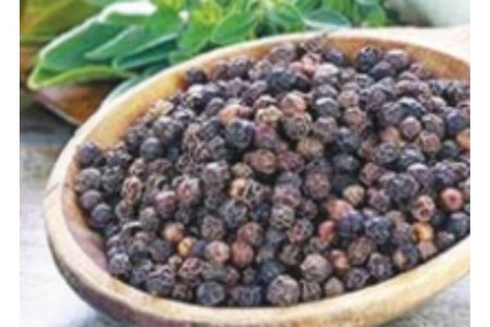 घरातल्या काळ्या मिरीचे असे उपयाेग करा