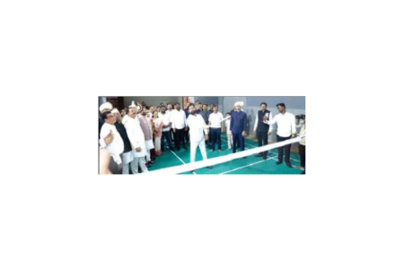 ठाणे शहरातील जुन्या ऑफिसर्स क्लबचे उपमुख्यमंत्री शिंदे यांच्या हस्ते उद्घाटन